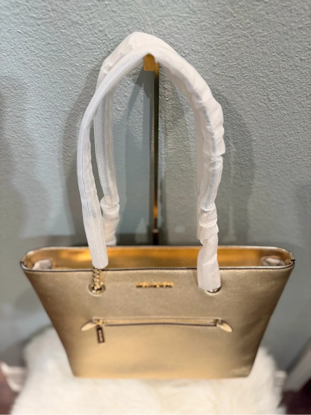 Michael Kors Jet Ser Tote Metallic Gold Leather Tote